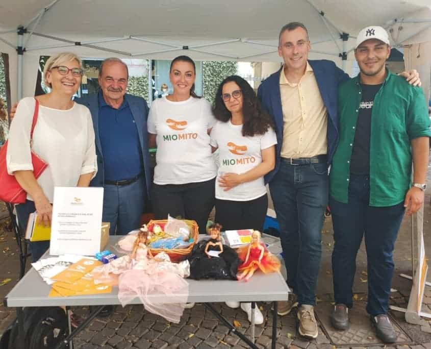 Takla-il-sindaco-Stefano-Zanelli-Giovanna-Mangano-e-Sonia-Testa-di-MioMito-ODV-Assessore-Antonio-Velluto-e-Assessore-Loredana-Verzino-
